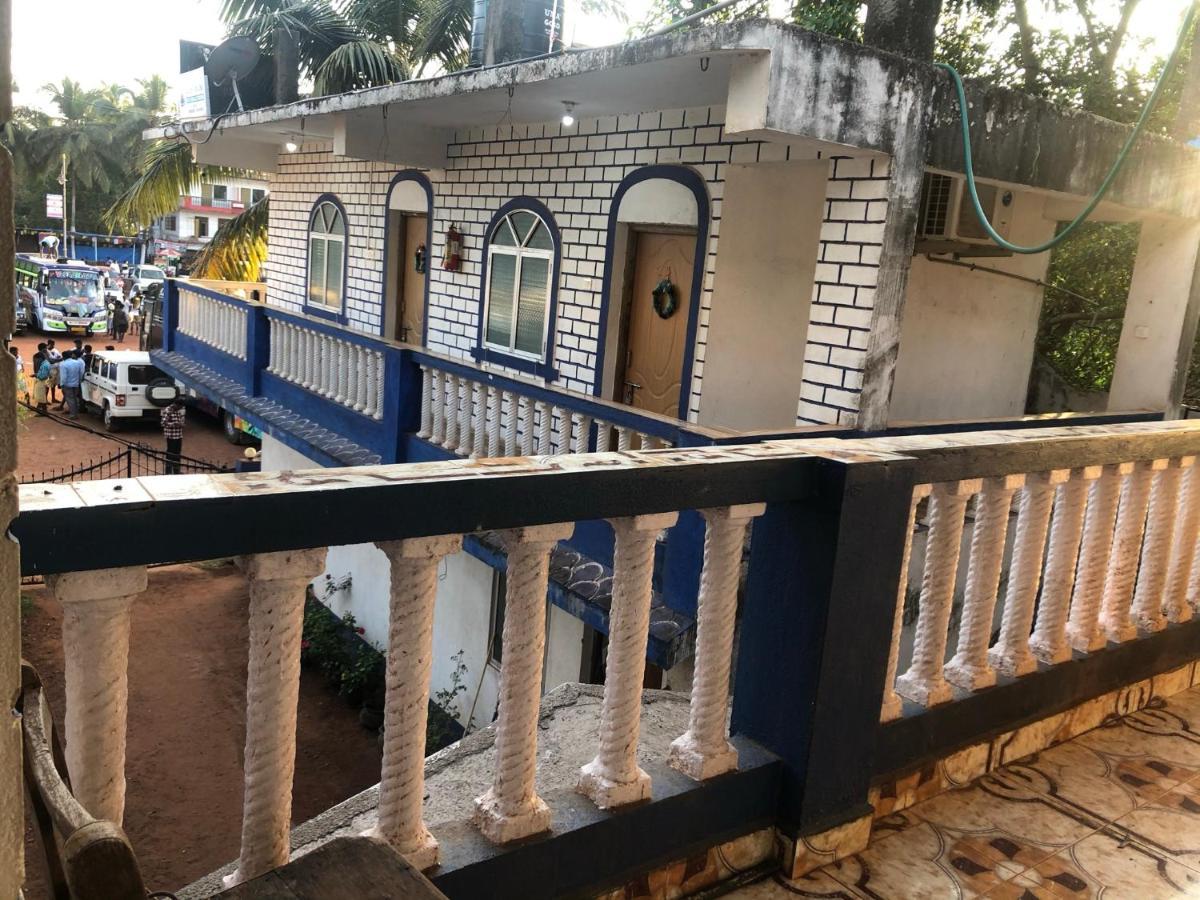 Blue Waves Guest House Calangute Exterior foto