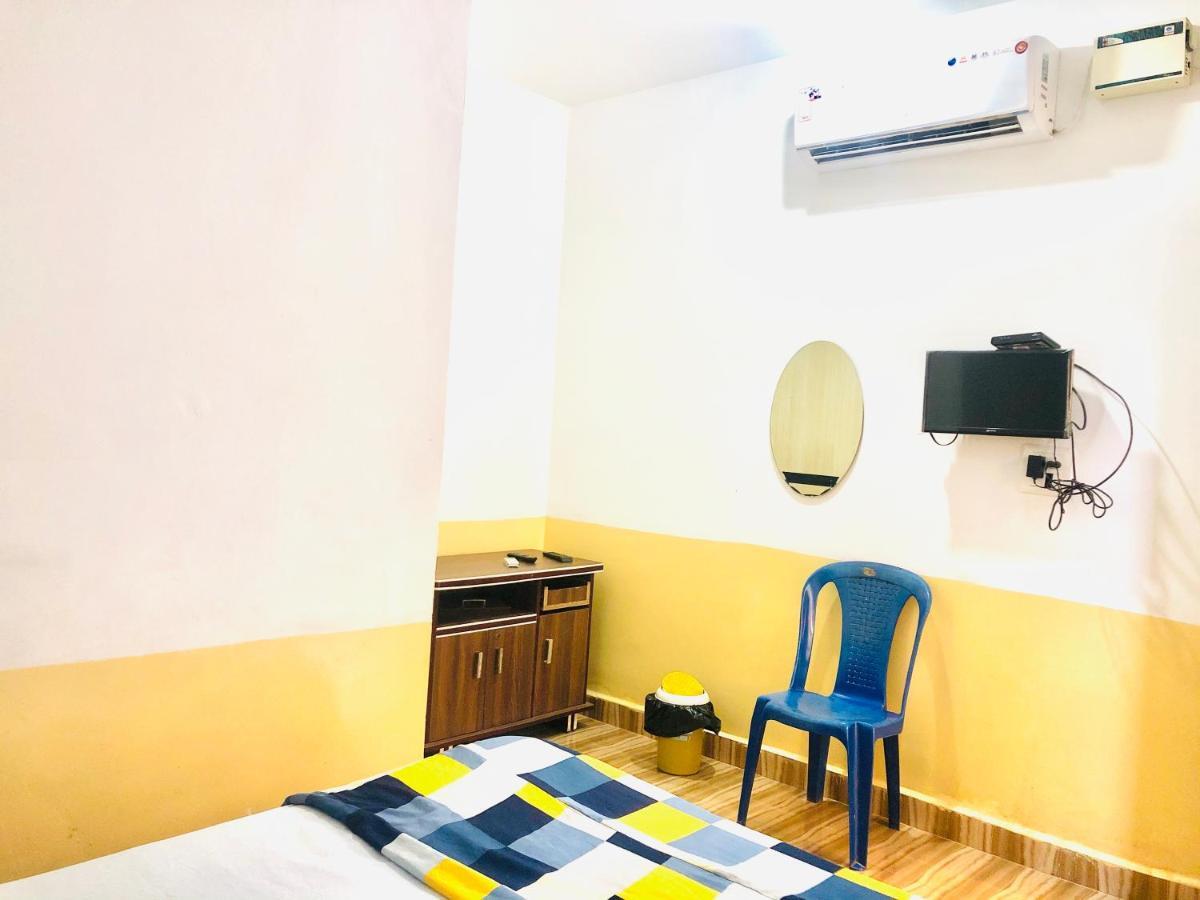 Blue Waves Guest House Calangute Exterior foto